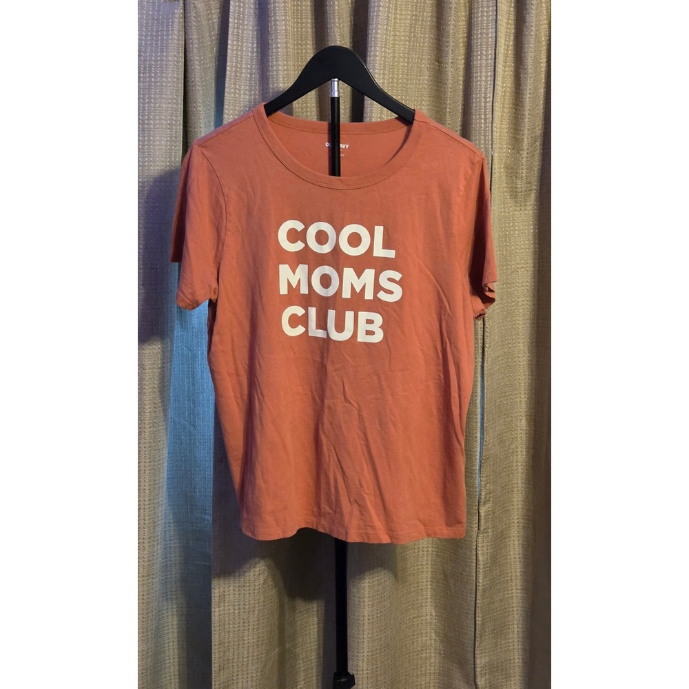 Old Navy Cool Moms Club Graphic Short Sleeve T-Shirt Women's Size Large‎ Pink